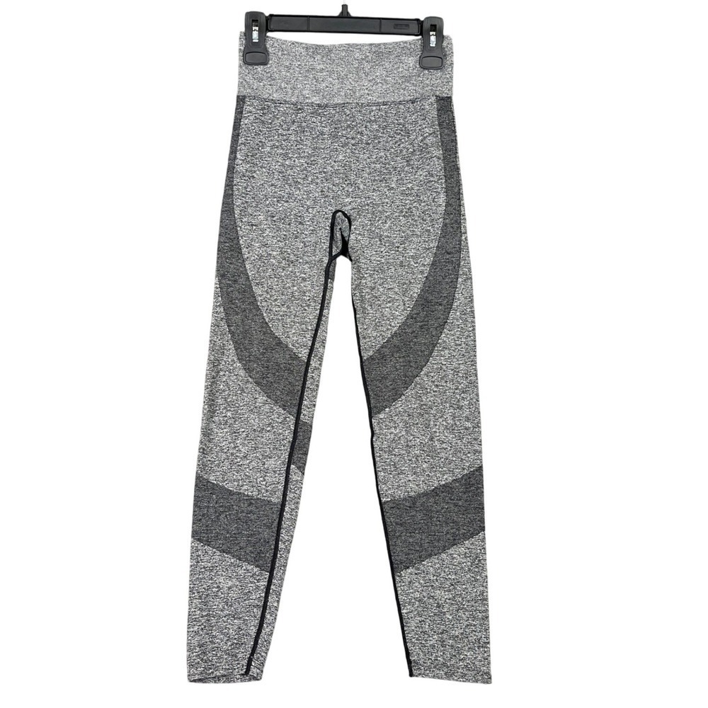PINK Active Ultimate Leggings Size Medium Gray High Waist Athletic Workout Yoga